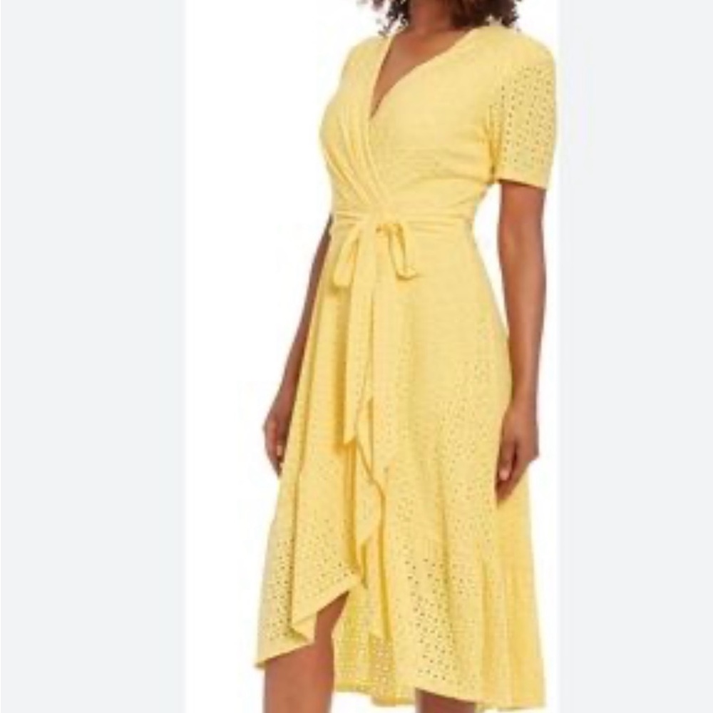 London Style NWT Eyelet Yellow lined Midi Faux Wrap Dress.